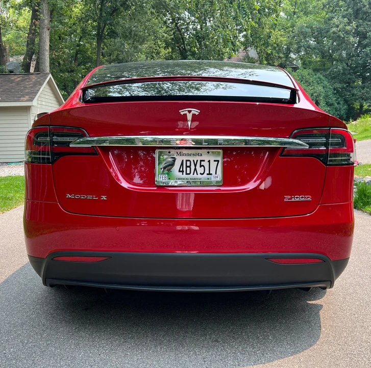 2017 Tesla Model X - Image 12 of 31