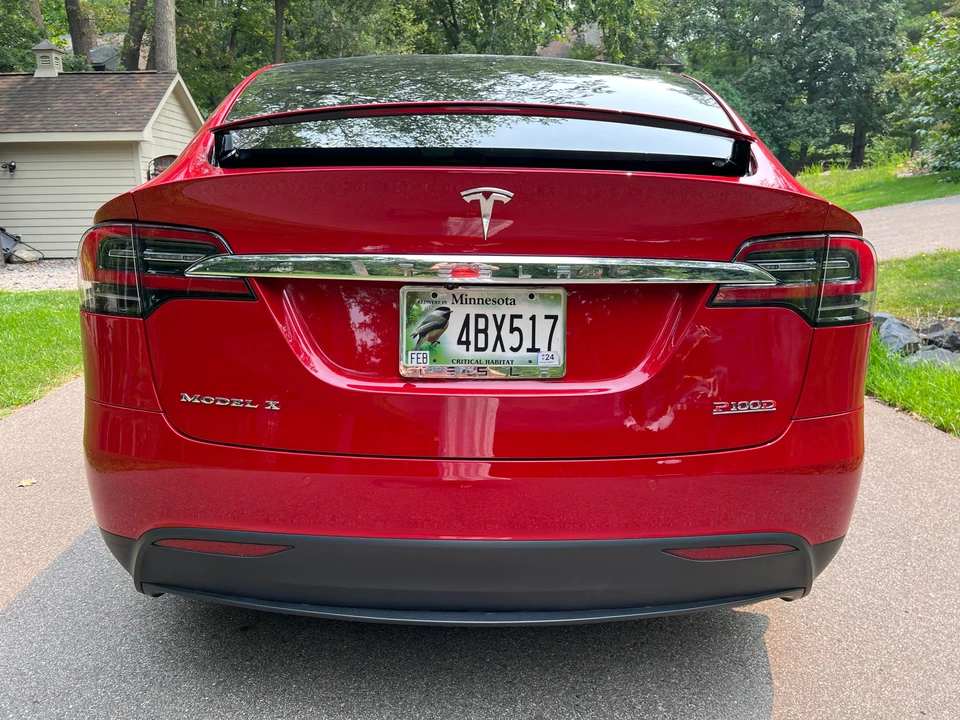 2017 Tesla Model X - Image 13 of 31