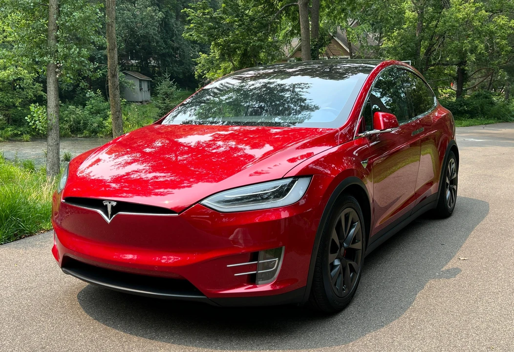 2017 Tesla Model X - Image 7 of 31