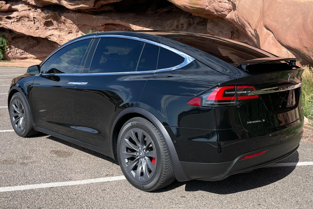 2017 Tesla Model X - Image 4 of 31