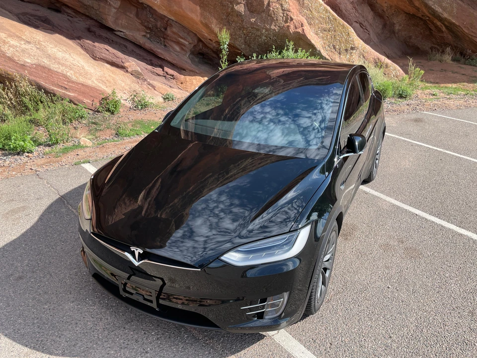 2017 Tesla Model X - Image 9 of 31