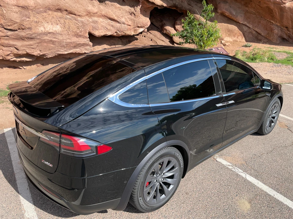 2017 Tesla Model X - Image 23 of 31