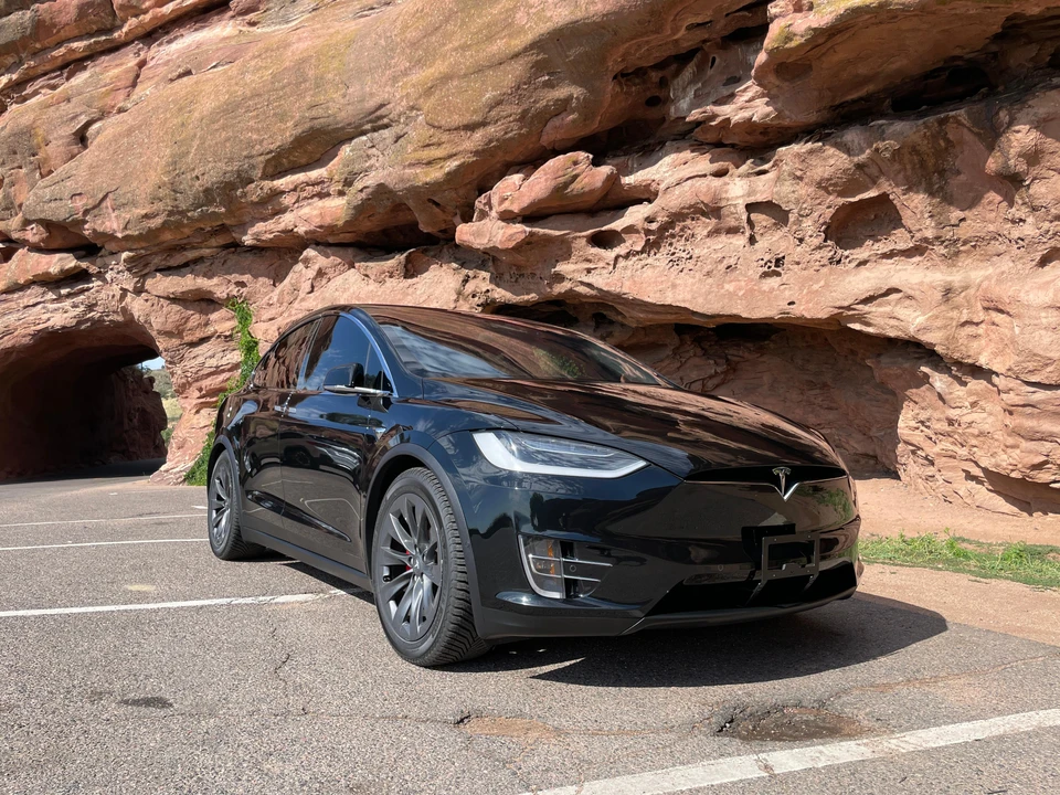 2017 Tesla Model X - Image 26 of 31