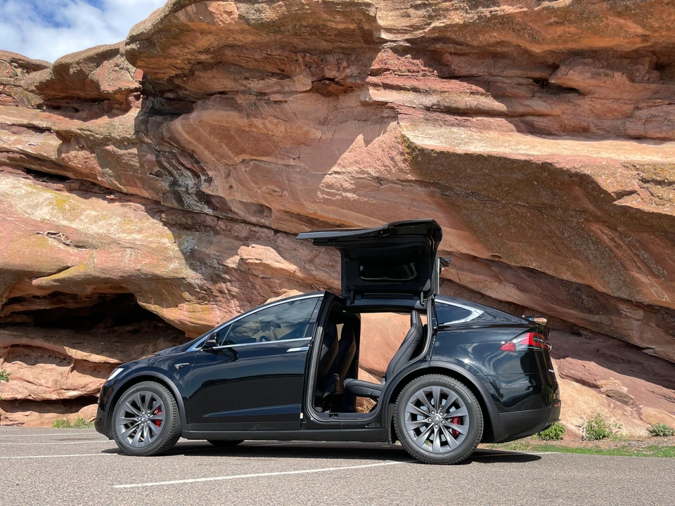 2017 Tesla Model X - Image 31 of 31