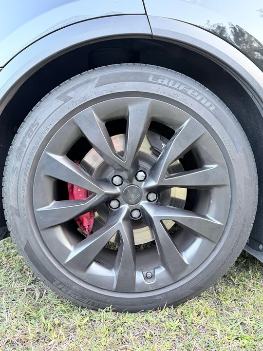 2017 Tesla Model X - Image 24 of 31