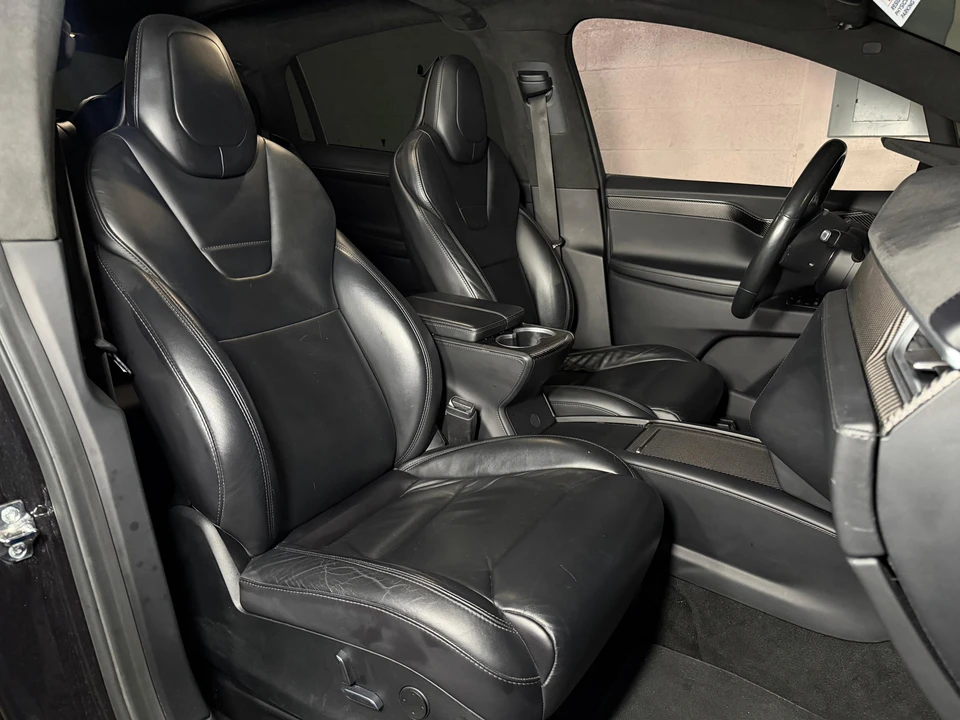 2017 Tesla Model X - Image 30 of 31