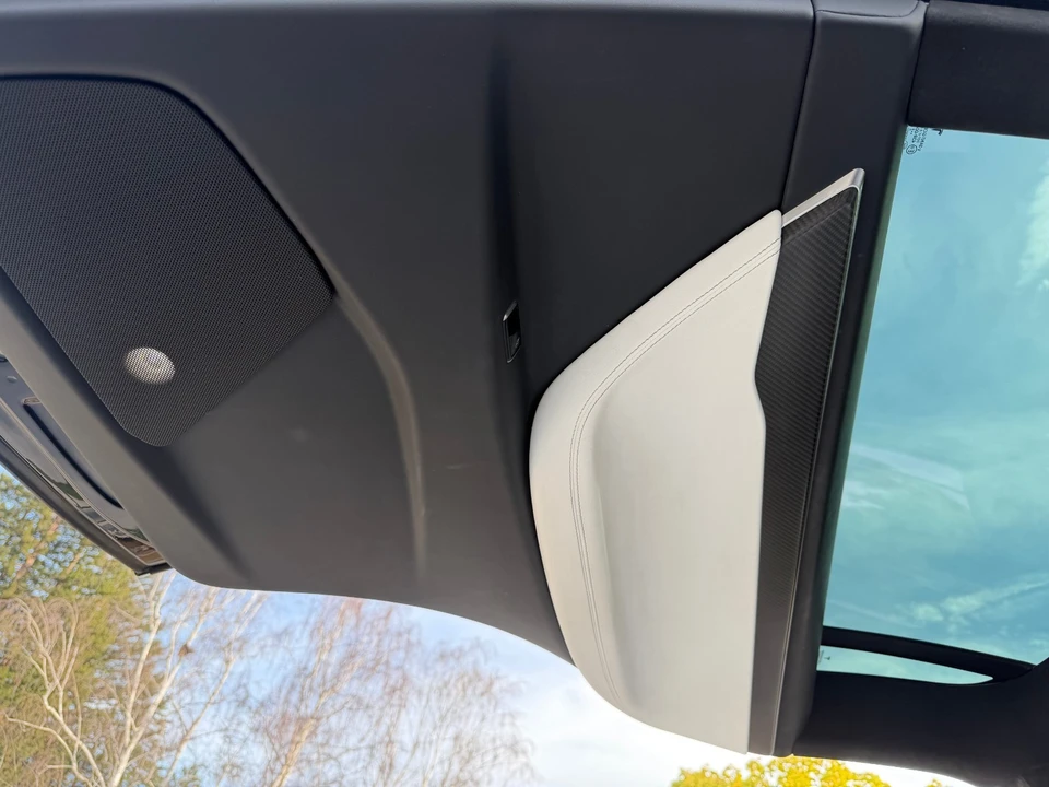 2017 Tesla Model X - Image 13 of 21
