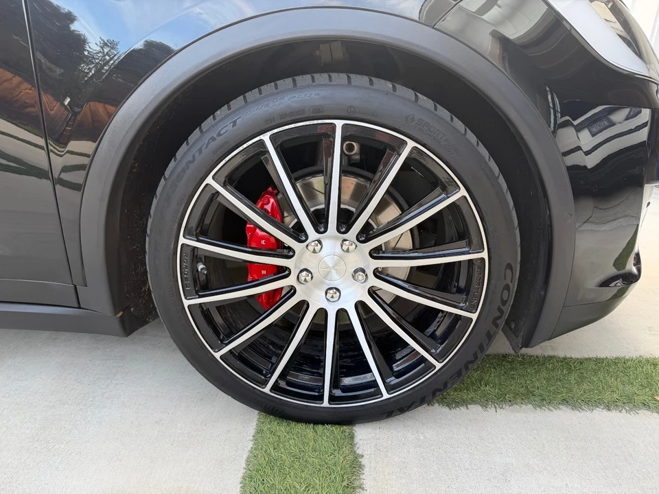 2017 Tesla Model X - Image 21 of 21