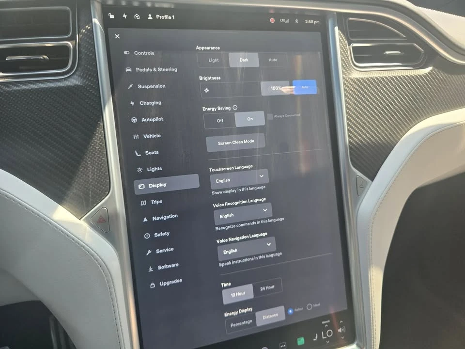 2017 Tesla Model X - Image 8 of 20