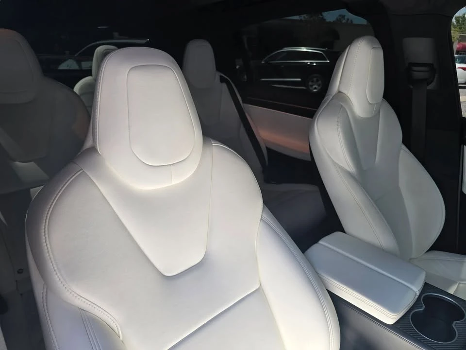 2017 Tesla Model X - Image 17 of 20