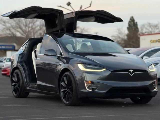 2017 Tesla Model X - Image 11 of 21