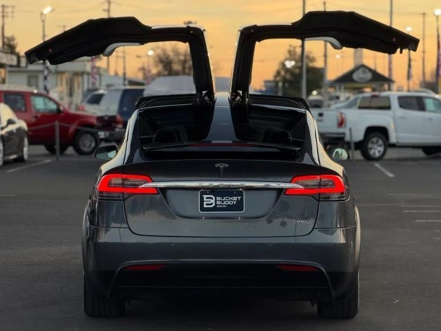 2017 Tesla Model X - Image 12 of 12