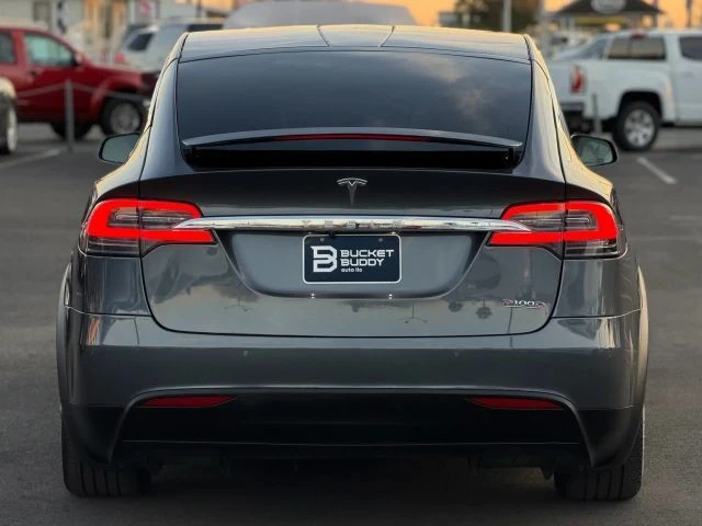 2017 Tesla Model X - Image 8 of 12