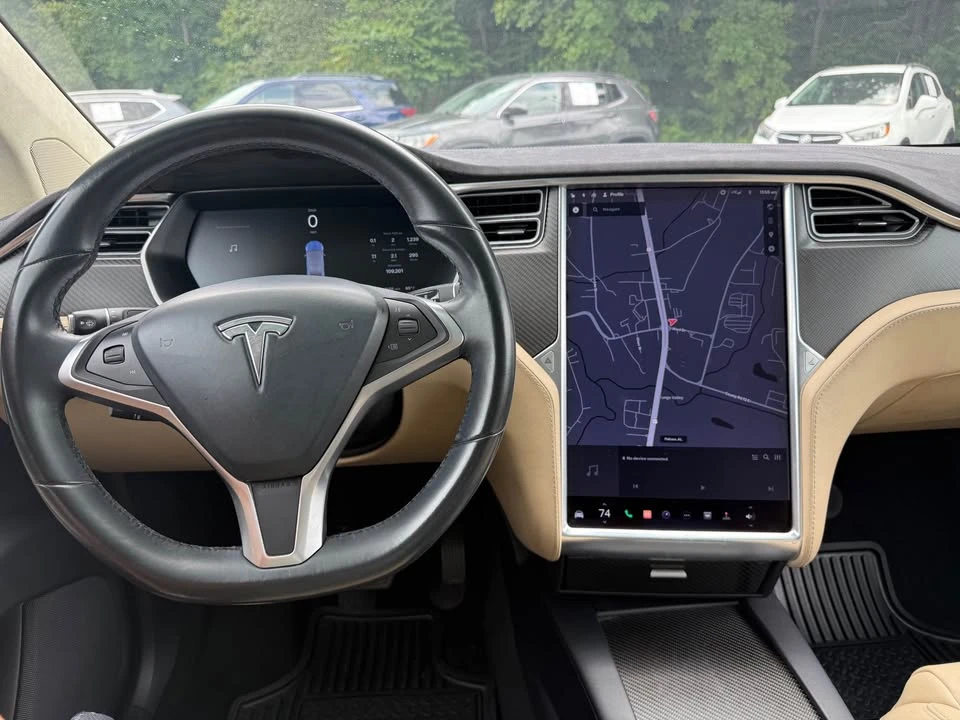 2017 Tesla Model X - Image 9 of 18