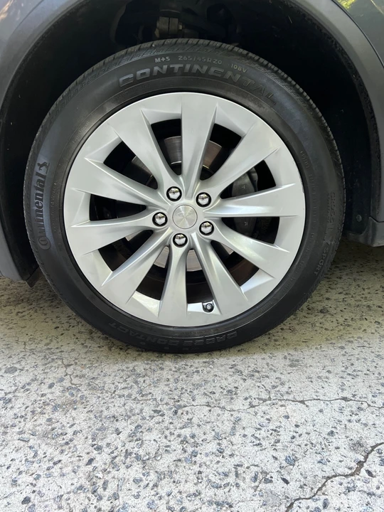 2017 Tesla Model X - Image 18 of 21