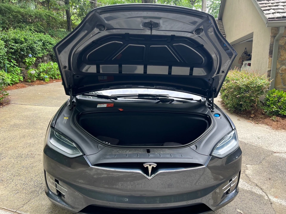 2017 Tesla Model X - Image 8 of 21
