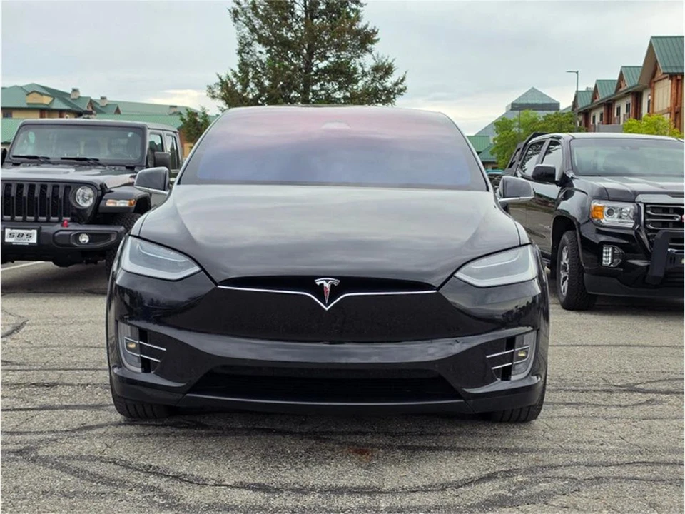 2017 Tesla Roadster - Image 2 of 31