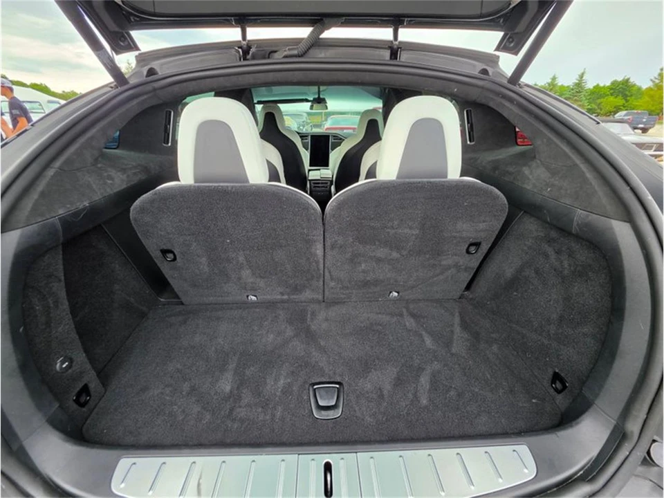 2017 Tesla Roadster - Image 30 of 31