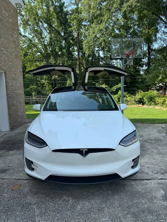 2017 Tesla Model X - Image 20 of 20