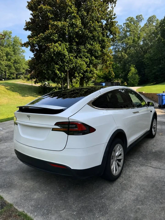 2017 Tesla Model X - Image 16 of 20