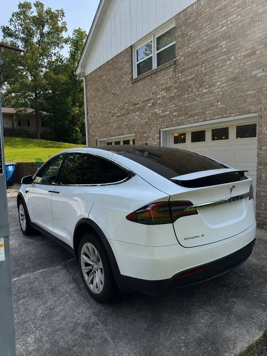 2017 Tesla Model X - Image 15 of 20