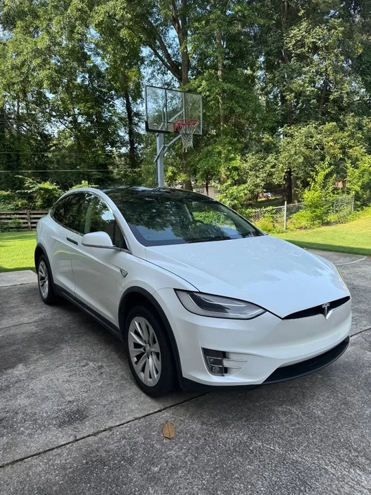 2017 Tesla Model X - Image 14 of 20