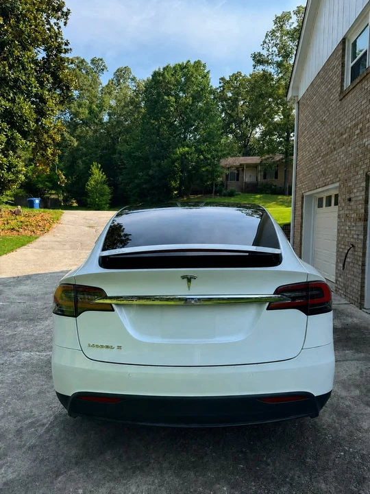 2017 Tesla Model X - Image 17 of 20