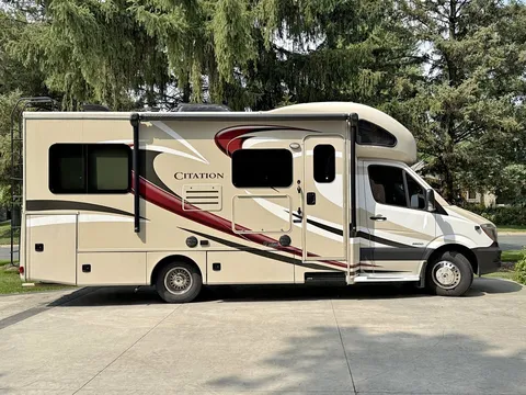 2017 Mercedes-Benz Sprinter 3500 Citation 24ST
