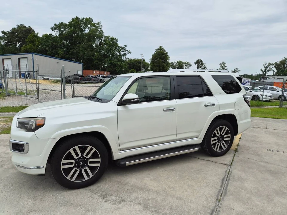 2017 Toyota 4Runner 5th Gen - Image 2 of 7