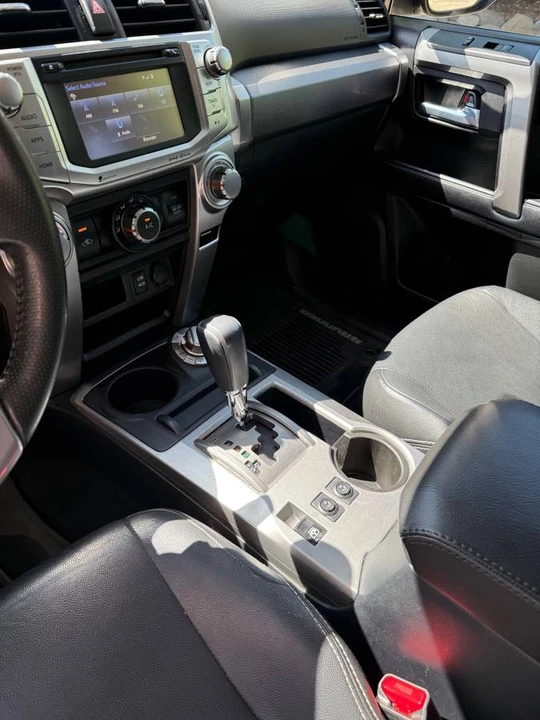 2017 Toyota 4Runner 5th Gen - Image 15 of 18