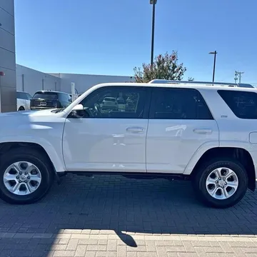 2017 Toyota 4Runner SR5