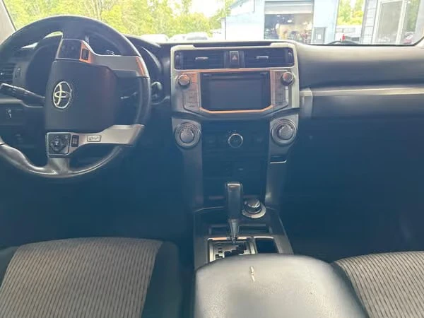 2017 Toyota 4Runner 5th Gen - Image 11 of 12