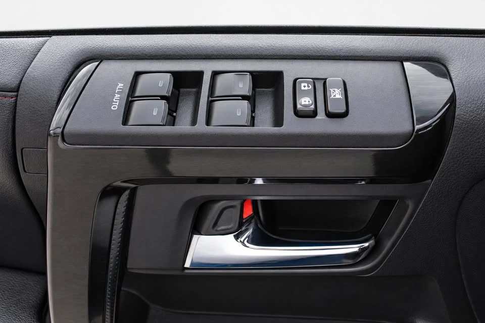 2017 Toyota 4Runner 5th Gen - Image 10 of 20