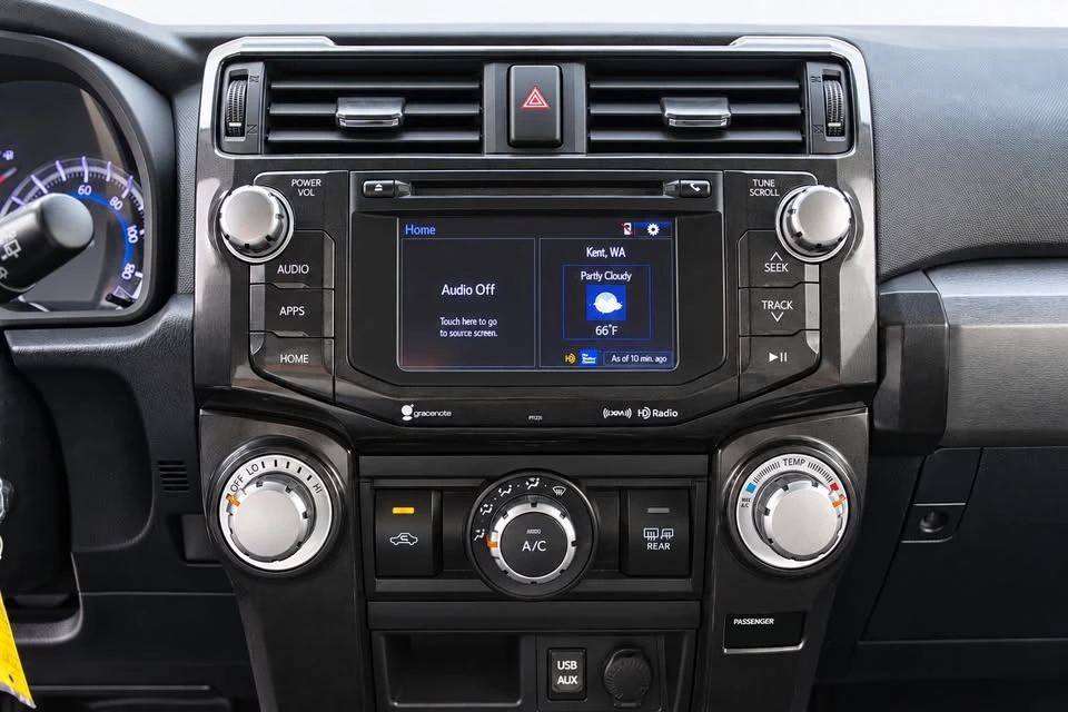 2017 Toyota 4Runner 5th Gen - Image 16 of 20