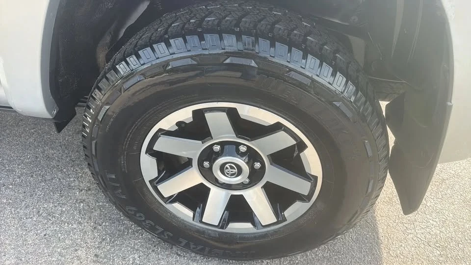 2017 Toyota 4Runner 5th Gen - Image 15 of 20