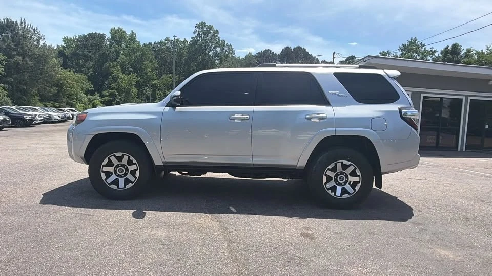 2017 Toyota 4Runner 5th Gen - Image 8 of 20