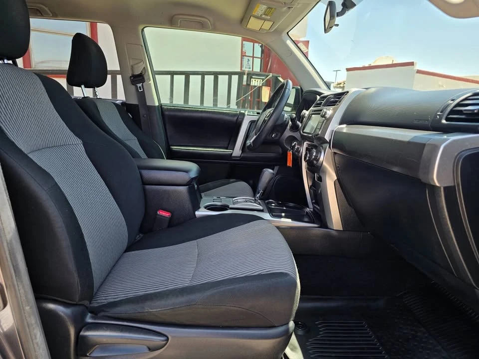2017 Toyota 4Runner 5th Gen - Image 9 of 17
