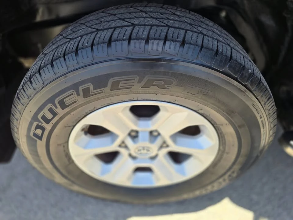 2017 Toyota 4Runner 5th Gen - Image 16 of 17