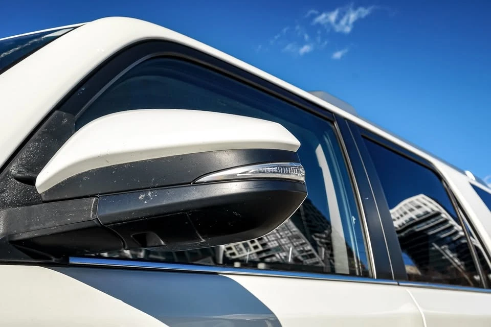 2017 Toyota 4Runner 5th Gen - Image 4 of 20