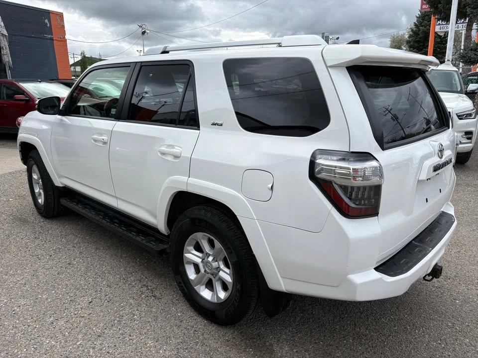2017 Toyota 4Runner 5th Gen - Image 6 of 17