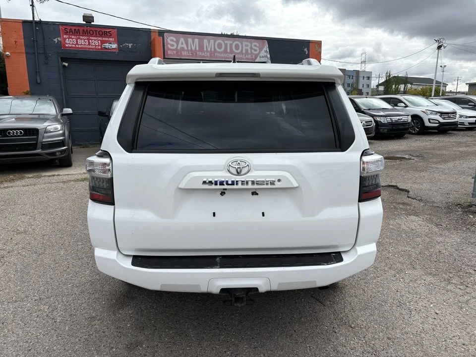 2017 Toyota 4Runner 5th Gen - Image 7 of 17