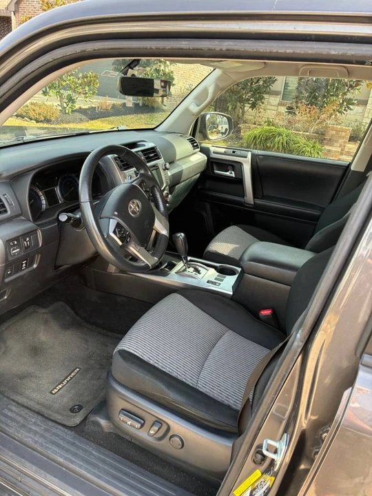 2017 Toyota 4Runner 5th Gen - Image 8 of 13