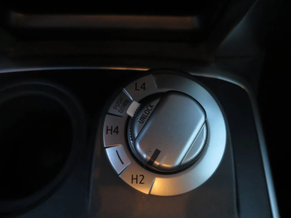 2017 Toyota 4Runner 5th Gen - Image 17 of 20