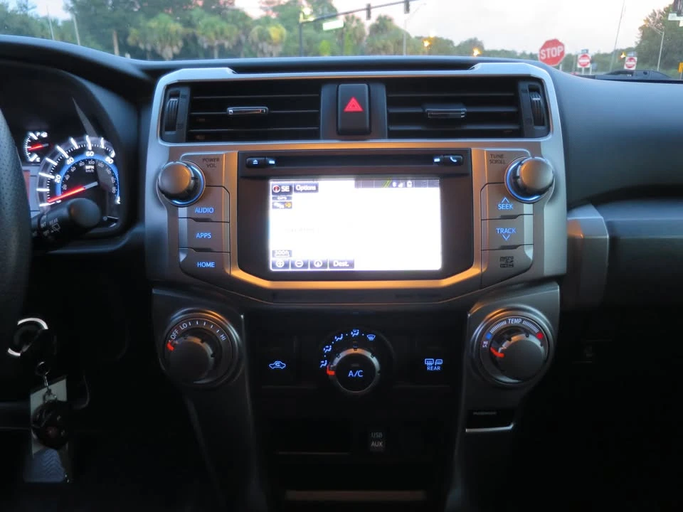 2017 Toyota 4Runner 5th Gen - Image 16 of 20