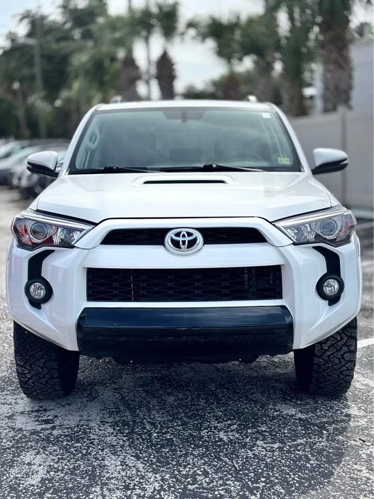 2017 Toyota 4Runner 5th Gen - Image 2 of 14