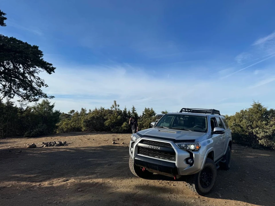 2017 Toyota 4Runner 5th Gen - Image 4 of 8