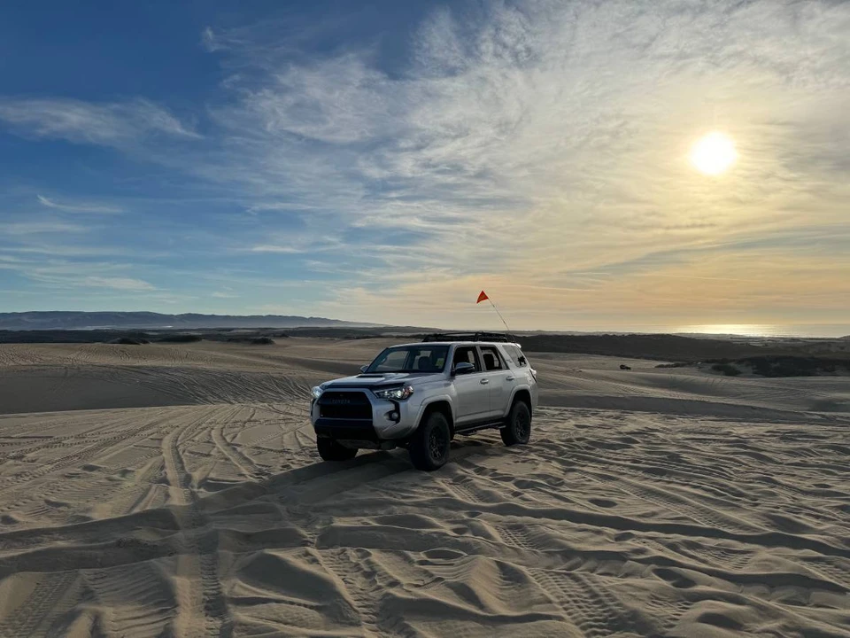 2017 Toyota 4Runner 5th Gen - Image 5 of 8