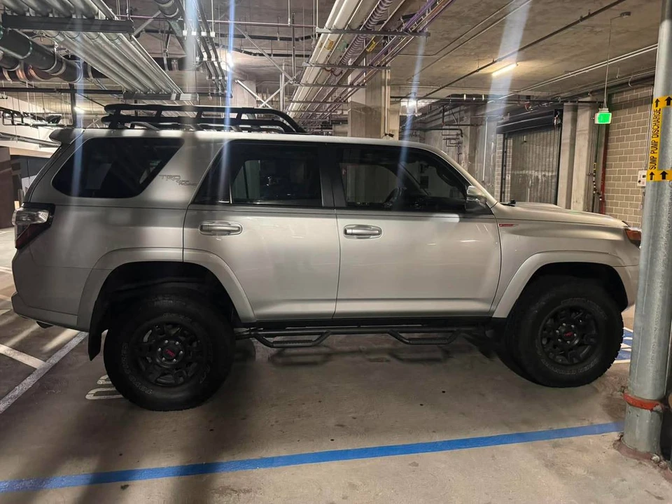 2017 Toyota 4Runner 5th Gen - Image 7 of 18
