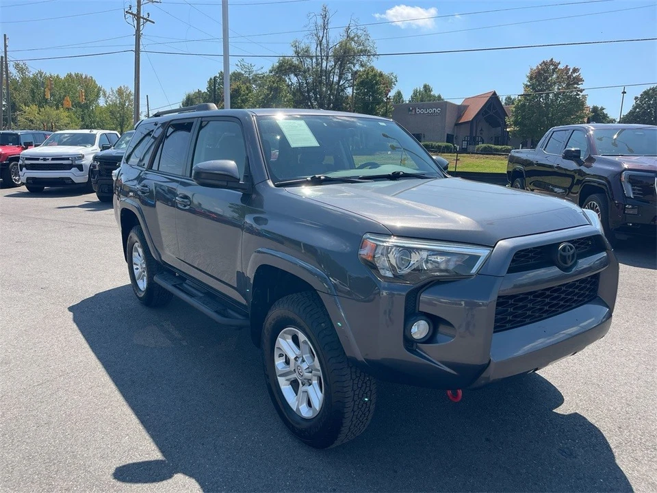 2017 Toyota 4Runner 5th Gen - Image 7 of 12