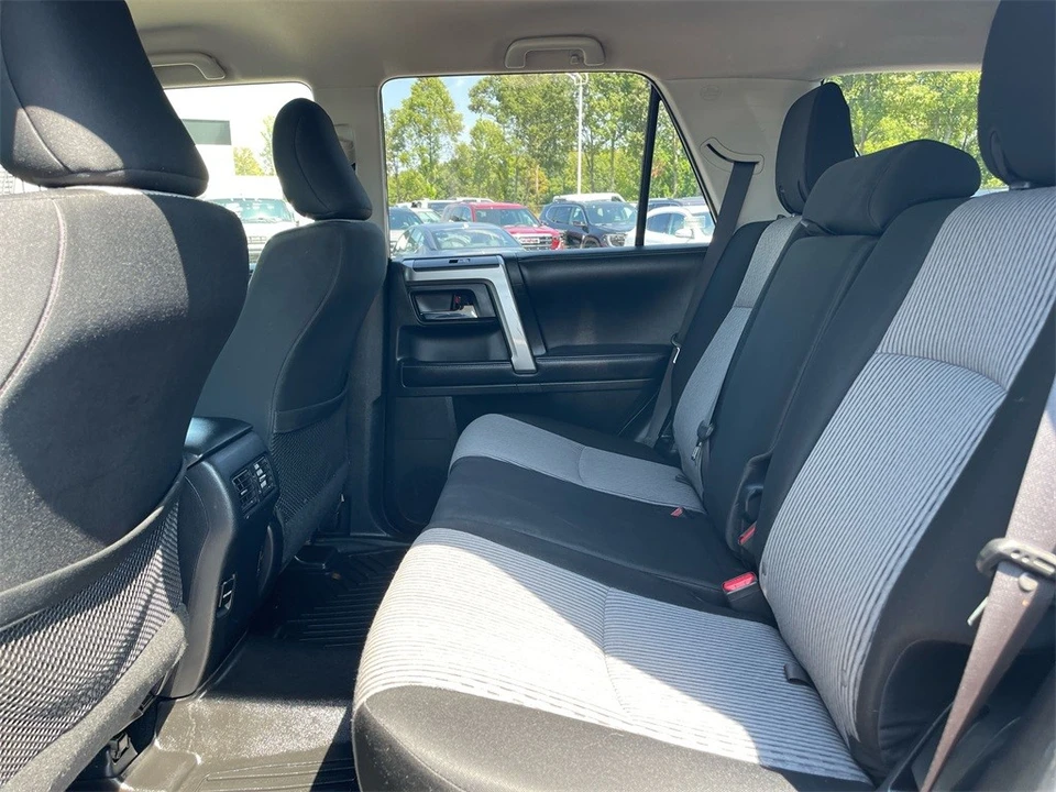 2017 Toyota 4Runner 5th Gen - Image 11 of 12